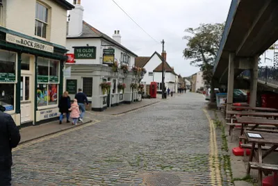 Old Leigh-On-Sea Main Street, Essex, U.K. jigsaw puzzle
