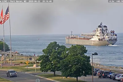 m/v Manitowoc   flags (Pt Huron,MI/USA)
