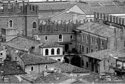 verona ,la prefettura jigsaw puzzle