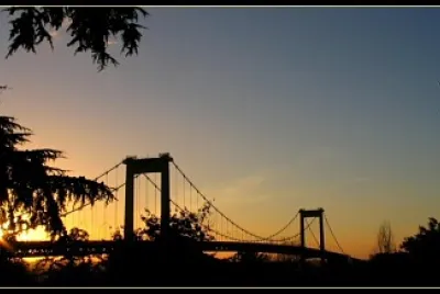 Pont d 'Aquitaine Bordeaux