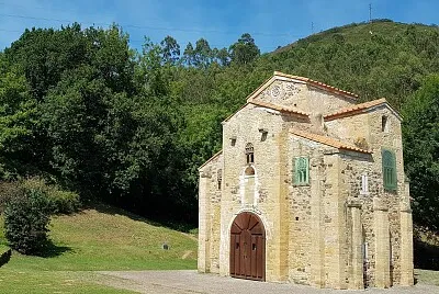 San Miguel de Lillo (Oviedo, Asturias)