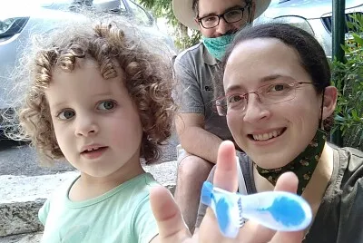 ×˜×œ×™×”
