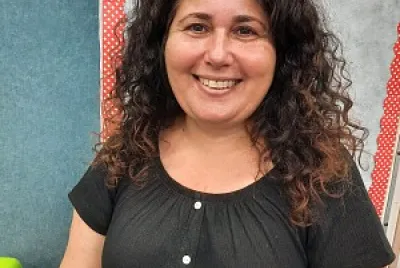 ×—×’×™×ª