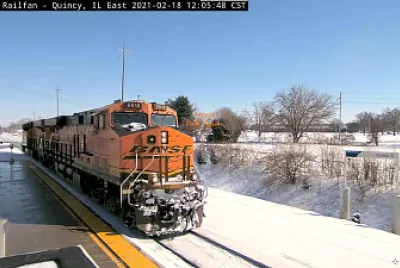 BNSF 6818 8228 SNOW