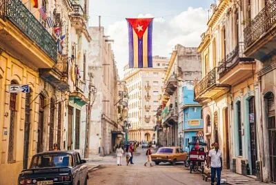 CALLE DE LA HABANA - CUBA jigsaw puzzle