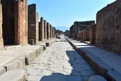 Pompei street
