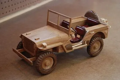 JEEP DE MADERA jigsaw puzzle