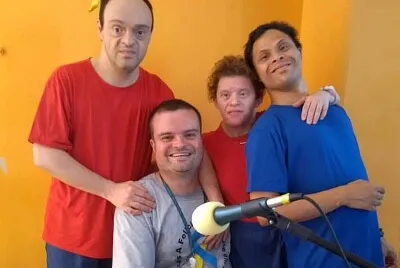 Prof. Alexandre e Grupo