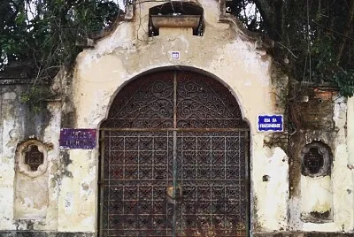 Portão Assustador