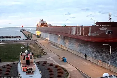 Paul R Tregurtha Freighter at Duluth