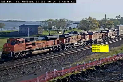 Jig Saw Puzzle from Ft Madison,IA/USA BNSF-8500(SD