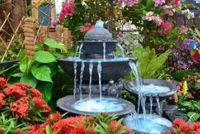 HERMOSA FUENTE EN EL JARDIN jigsaw puzzle