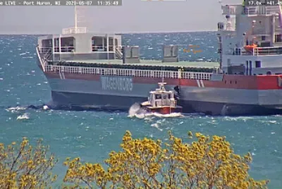 :saltie " Vlieborg, crew change boat