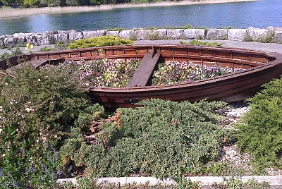 Cortaillod barque en bois