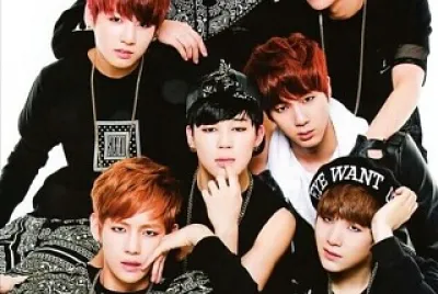 BTS 8 ANIVERSARIO