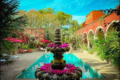 144 A.- HACIENDA FLOR