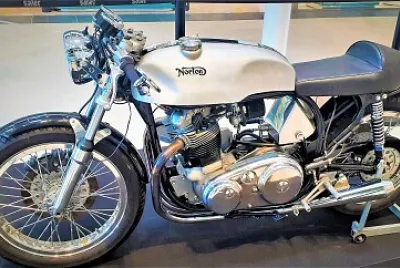 exposición motos