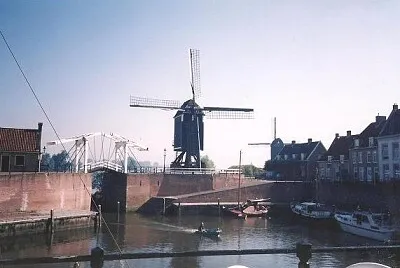 1998 Housden, Países bajos