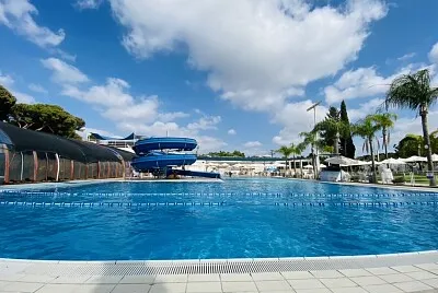 פאזל של The pool