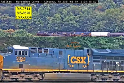 CSX-3334 on Horseshoe Curve in conset with NS-7514   NS-9570
