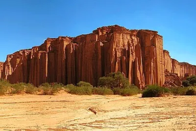 B098