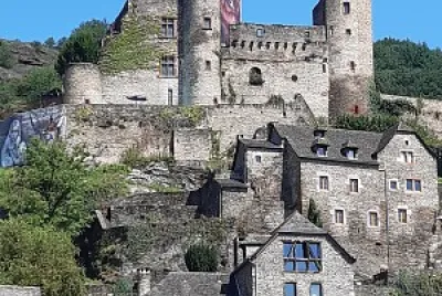 Le chateau de Belcastel