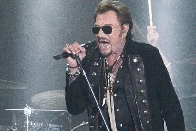 johnny hallyday chante