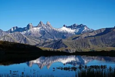 Lac Guichard et ses Aiguilles d 'Arves.