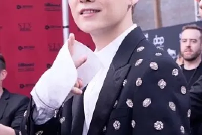 SUGA