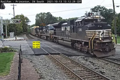 NS-1216, NS-9451, NS-4079 towing autoracks thru Princeton,IN/USA