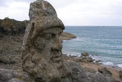 Les rochers sculptés par l 'Abbé Fouré