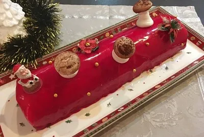 Bûche chocolat blanc/framboises