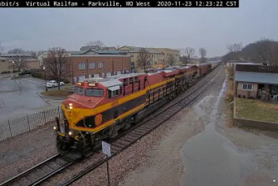Kansas City Southern #4808 thru Parkville,MO/USA in the rain