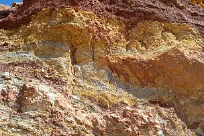 Colored sands