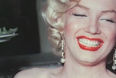 MARILYN IN LOVE jigsaw puzzle