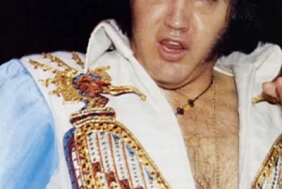 ELVIS IN CONCERT