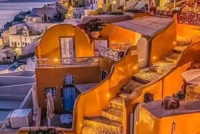 Oia-Santorini