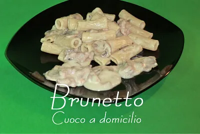 Rigatoni in crema di salsicce e prataioli jigsaw puzzle