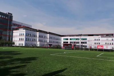 Colegio Internacional jigsaw puzzle