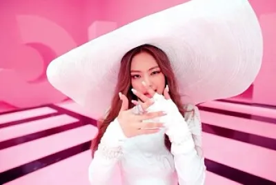 Jennie Ddu du ddu du