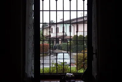 dalla finestra