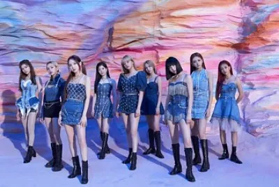 13. I can 't stop me Twice jigsaw puzzle