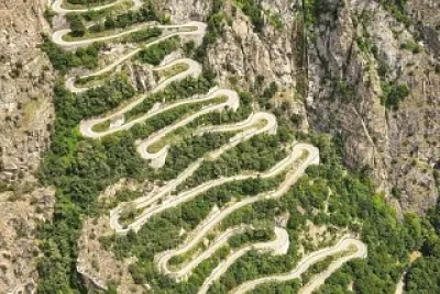 פאזל של Les Lacets de Montvernier- Savoie