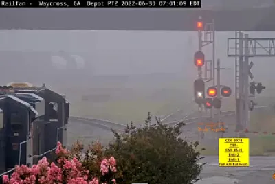 in the FOG awaiting signals, CSX-3074 at Waycross,GA/USA