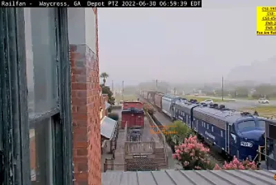 PAR-2 and PAR-1 [Pan Am Railways], at Waycross,GA/USA in the FOG
