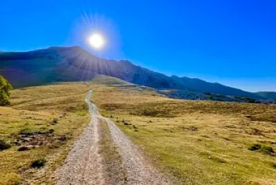 Les crêtes de la sierra d 'Aizkorri