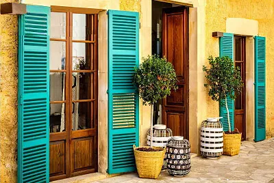 352.- CASA DE BARRIO