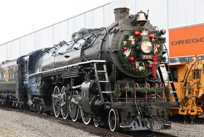 SP S 700 Big Steam Locomotive
