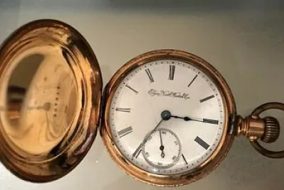 1030