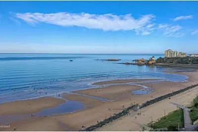 Biarritz la Cote des Basques jigsaw puzzle